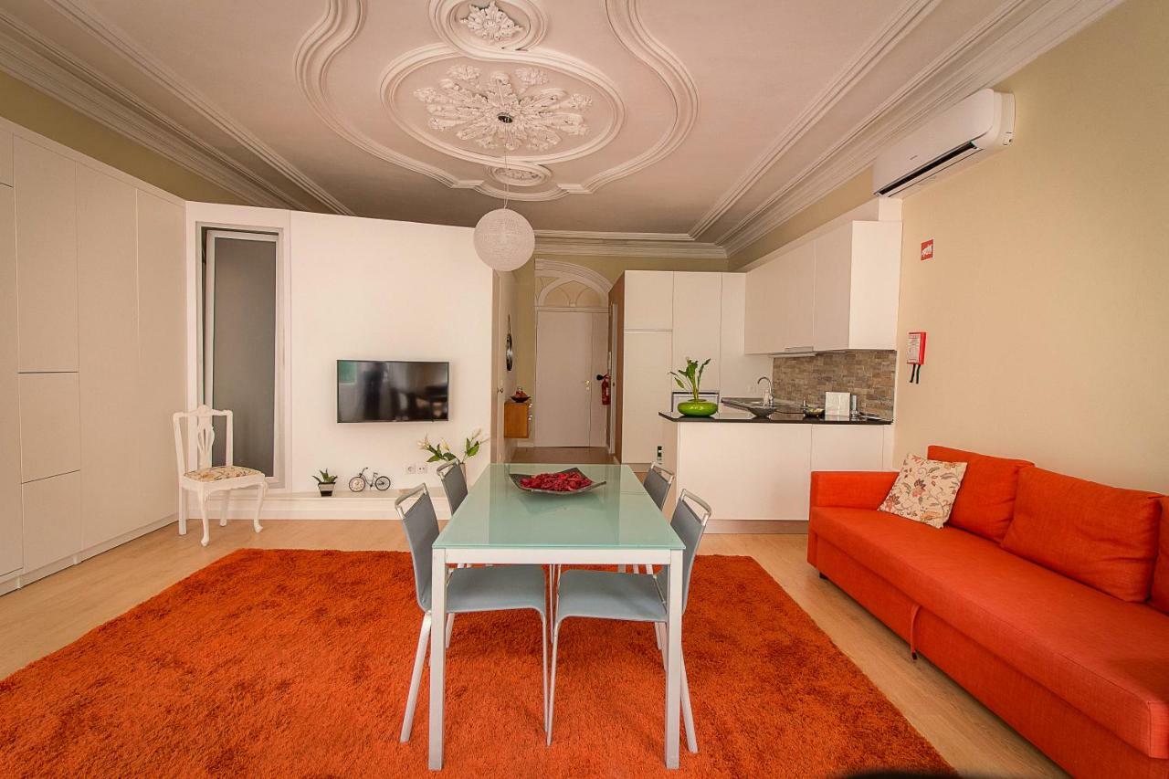 Sao Domingos Flowers Apartments Porto Bagian luar foto