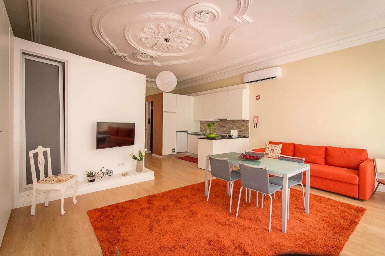 Sao Domingos Flowers Apartments Porto Bagian luar foto